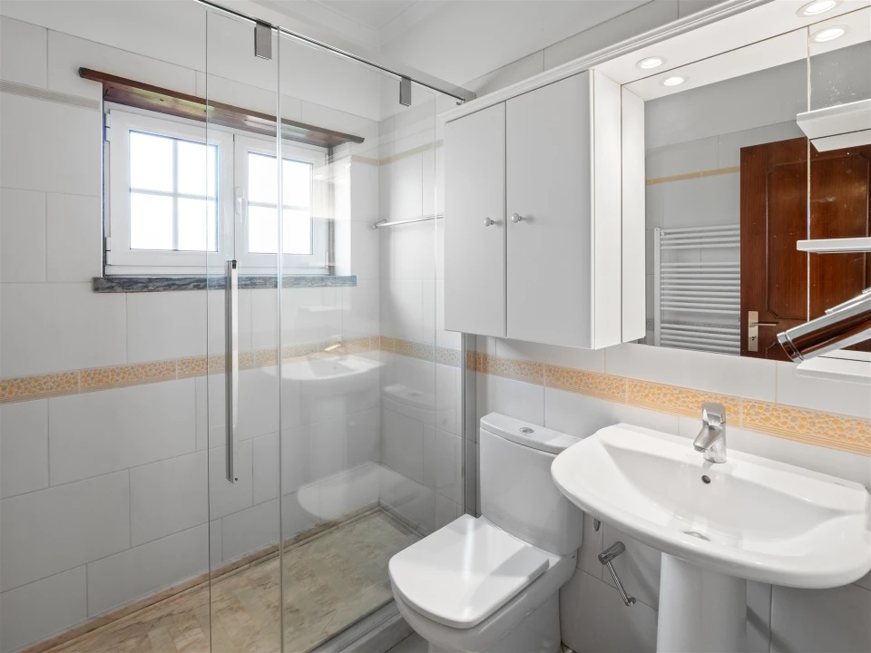 Moradia T4 para Arrendamento em Alcabideche Foto 20