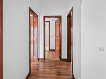 Moradia T4 para Arrendamento em Alcabideche