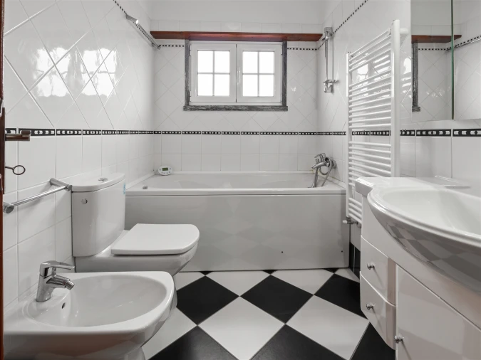 Moradia T4 para Arrendamento em Alcabideche Foto 11