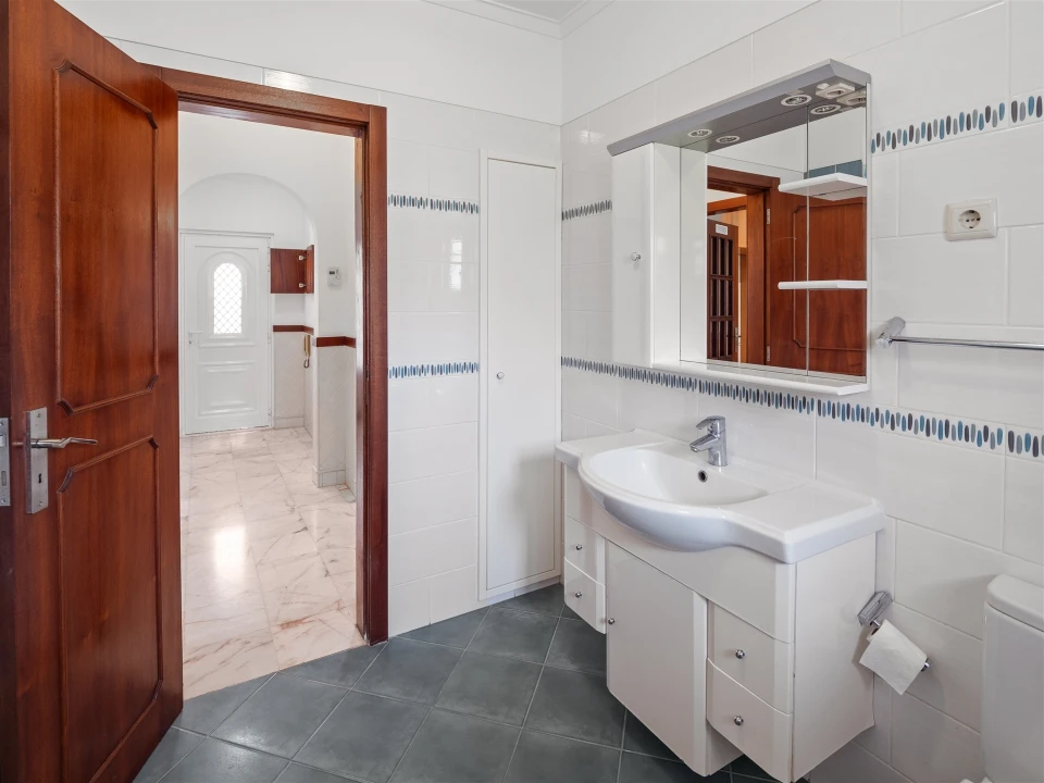 Moradia T4 para Arrendamento em Alcabideche Foto 5