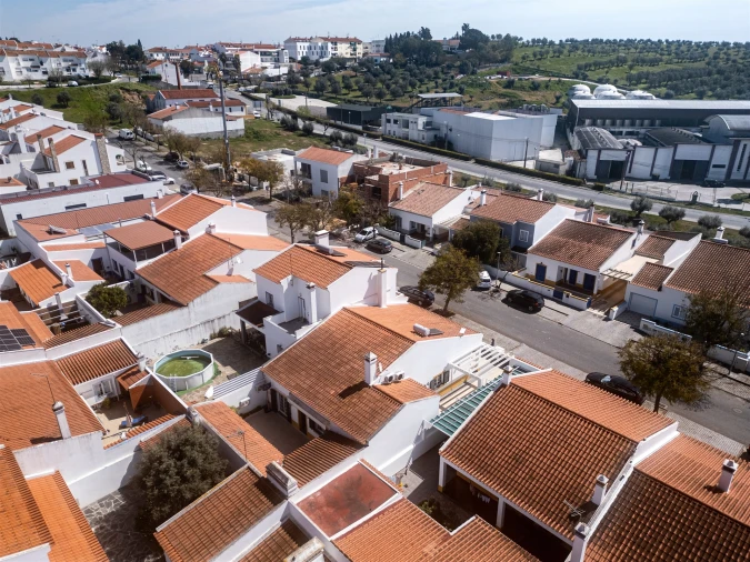 Moradia T3 para Venda em Redondo Foto 25