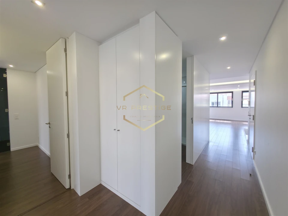 Apartamento T3 para Venda em Ramalde Foto 13