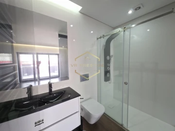 Apartamento T3 para Venda em Ramalde