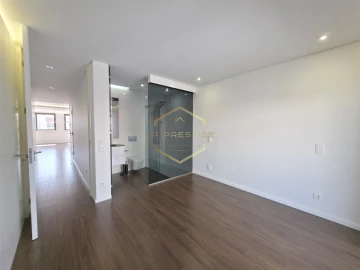 Apartamento T3 para Venda em Ramalde