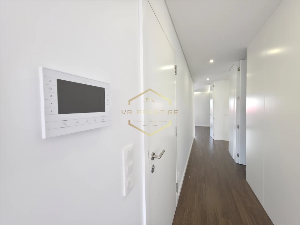 Apartamento T3 para Venda em Ramalde Foto 5