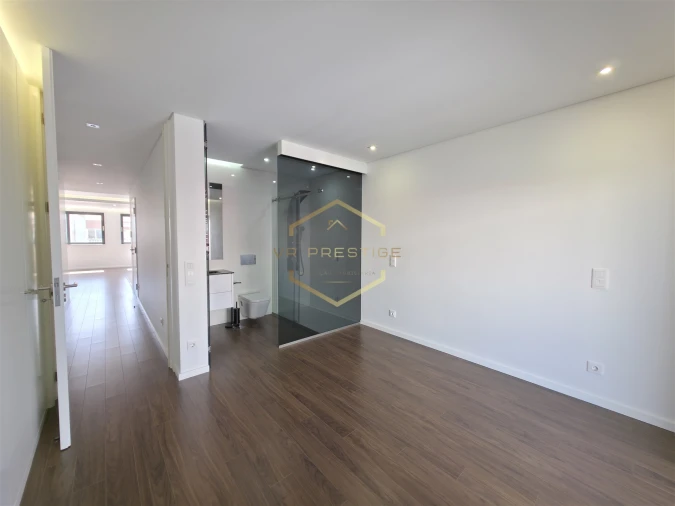 Apartamento T3 para Venda em Ramalde Foto 9