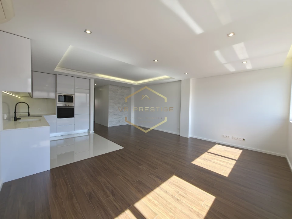 Apartamento T3 para Venda em Ramalde Foto 3