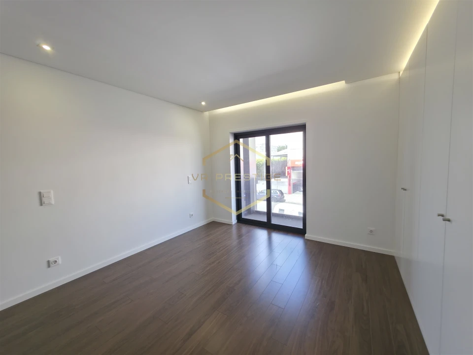 Apartamento T3 para Venda em Ramalde Foto 15