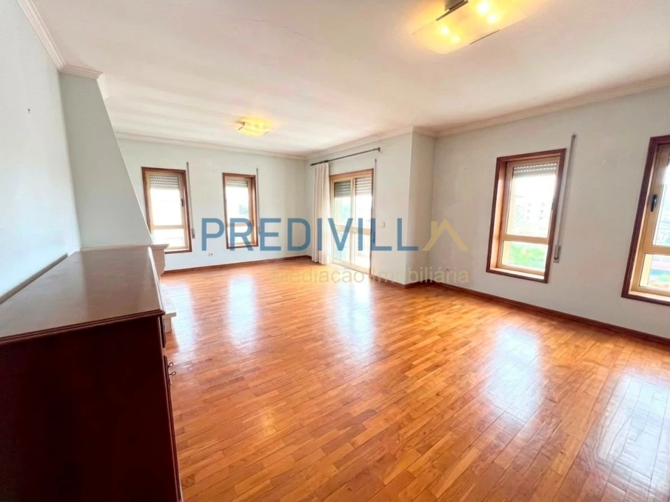Apartamento T3 para Venda em Vila do Conde Foto 1
