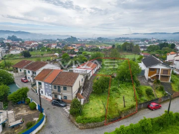 Moradia T2 para Venda em Merelim (São Pedro) e Frossos
