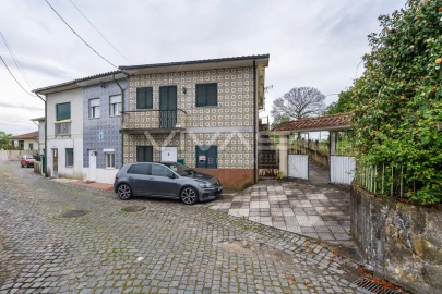 Moradia T4 para Venda em Merelim (São Pedro) e Frossos