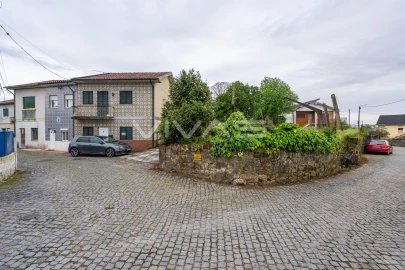 Moradia T4 para Venda em Merelim (São Pedro) e Frossos