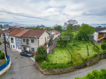Moradia T4 para Venda em Merelim (São Pedro) e Frossos