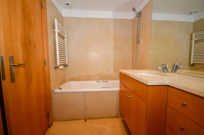 Apartamento T3 para Arrendamento em Matosinhos e Leça da Palmeira