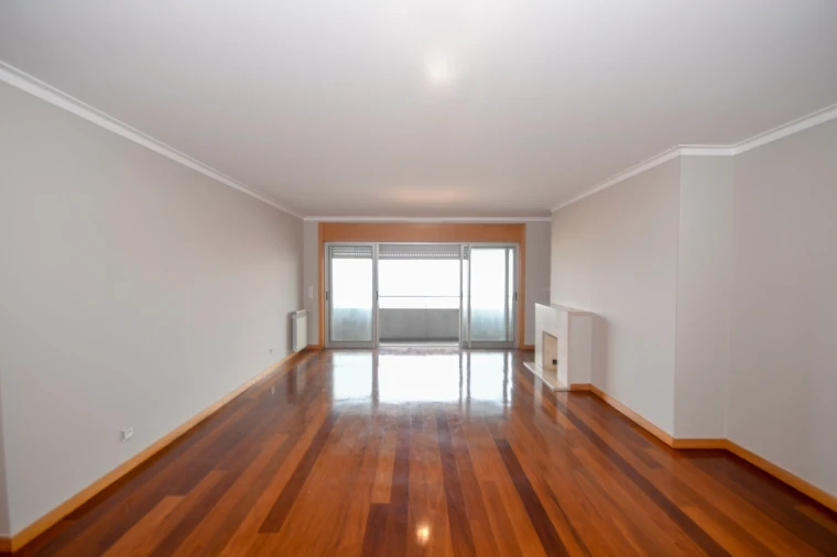 Apartamento T3 para Arrendamento em Matosinhos e Leça da Palmeira Foto 9