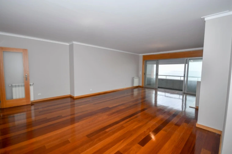 Apartamento T3 para Arrendamento em Matosinhos e Leça da Palmeira Foto 8