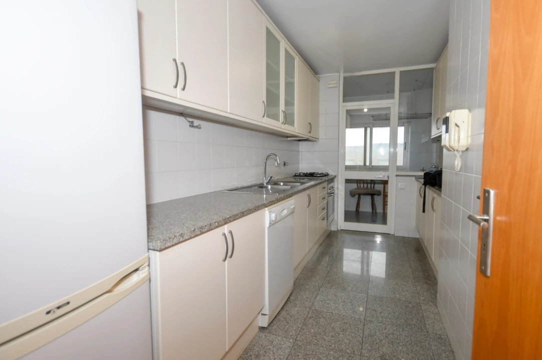 Apartamento T3 para Arrendamento em Matosinhos e Leça da Palmeira Foto 11