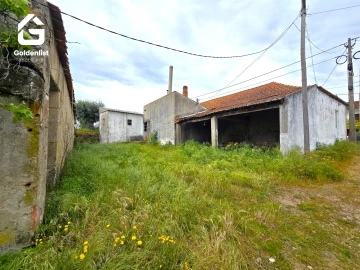 Armazém para Venda em Tinalhas