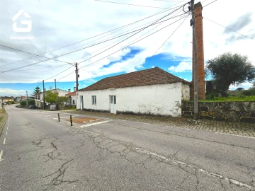 Armazém para Venda em Tinalhas