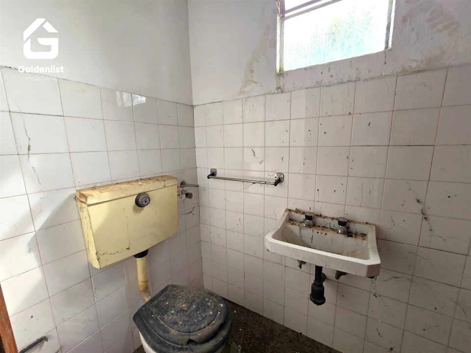 Armazém para Venda em Tinalhas Foto 20