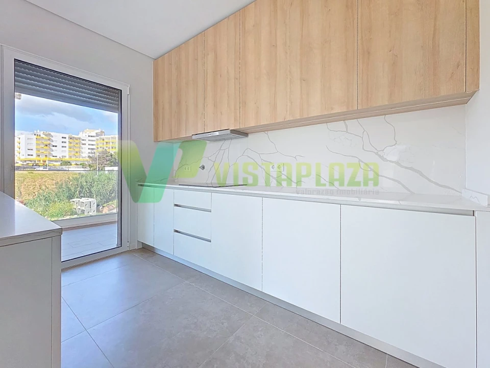 Apartamento T2 para Venda em Portimão Foto 8