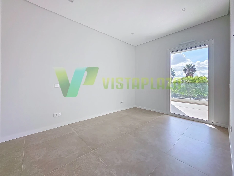 Apartamento T2 para Venda em Portimão Foto 18