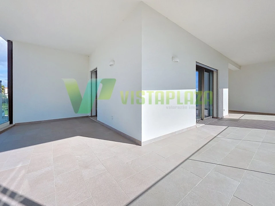 Apartamento T2 para Venda em Portimão Foto 22