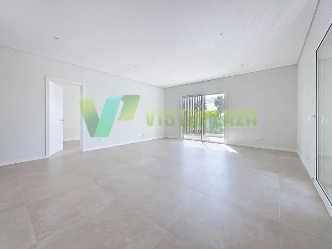 Apartamento T2 para Venda em Portimão Foto 17
