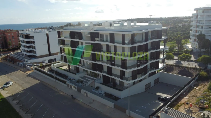 Apartamento T2 para Venda em Portimão Foto 32