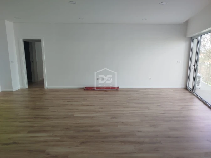 Apartamento T2 para Venda em Currelos, Papízios e Sobral Foto 31