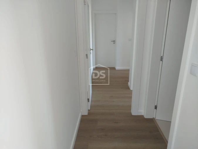 Apartamento T3 para Venda em Currelos, Papízios e Sobral Foto 21