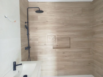 Apartamento T2 para Venda em Currelos, Papízios e Sobral