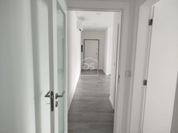 Apartamento T1 para Venda em Currelos, Papízios e Sobral Foto 32