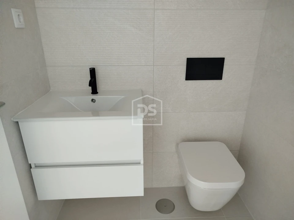 Apartamento T1 para Venda em Currelos, Papízios e Sobral Foto 9