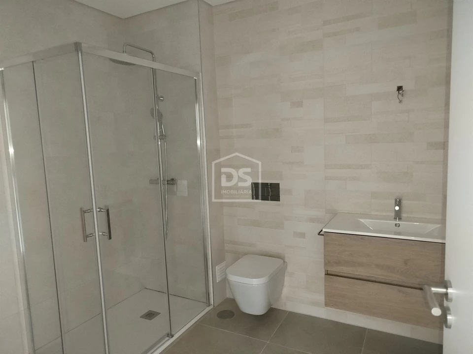 Apartamento T1 para Venda em Currelos, Papízios e Sobral Foto 24