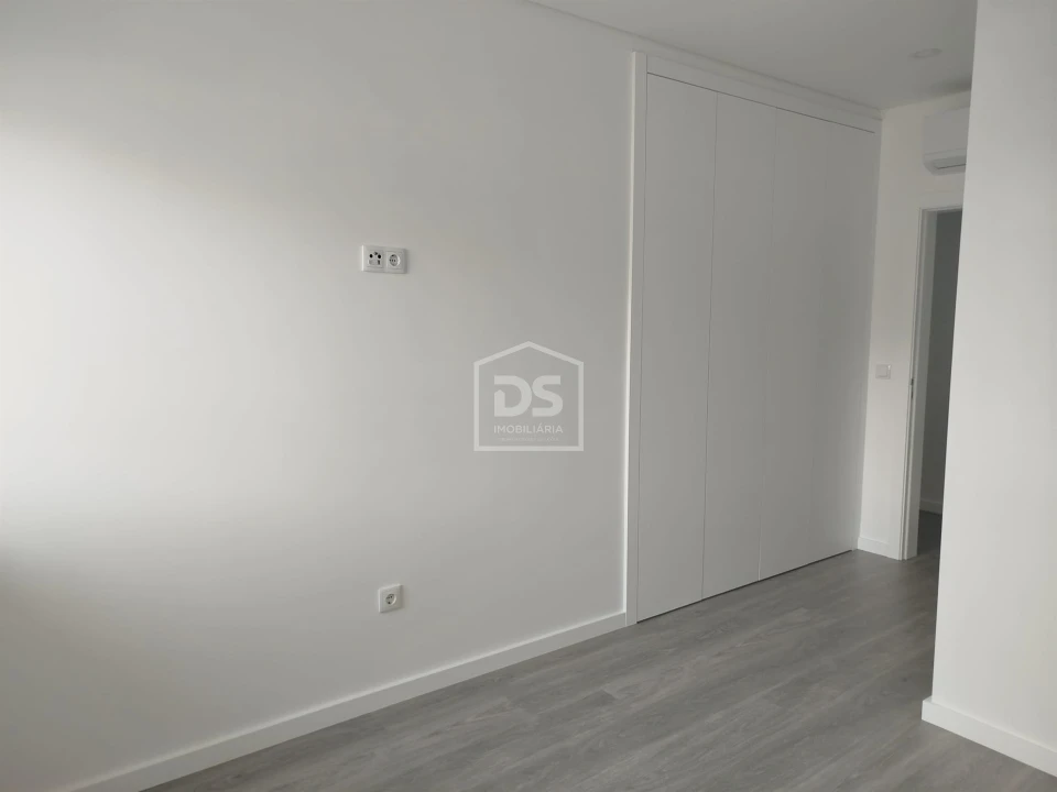 Apartamento T1 para Venda em Currelos, Papízios e Sobral Foto 30