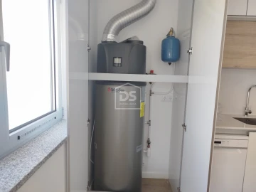 Apartamento T2 para Venda em Currelos, Papízios e Sobral