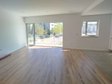 Apartamento T2 para Venda em Currelos, Papízios e Sobral