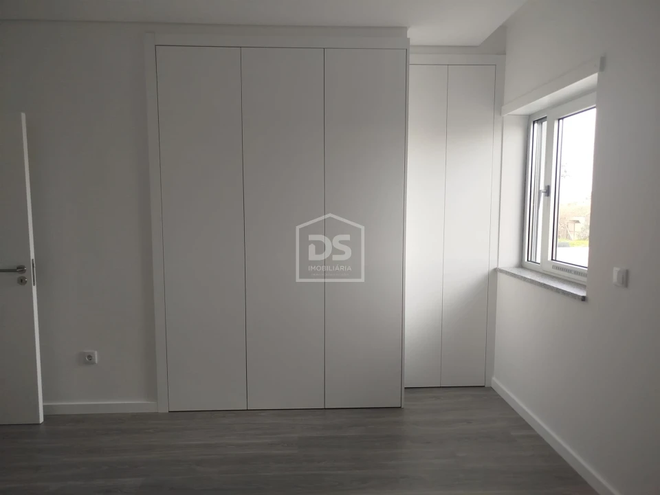 Apartamento T2 para Venda em Currelos, Papízios e Sobral Foto 52