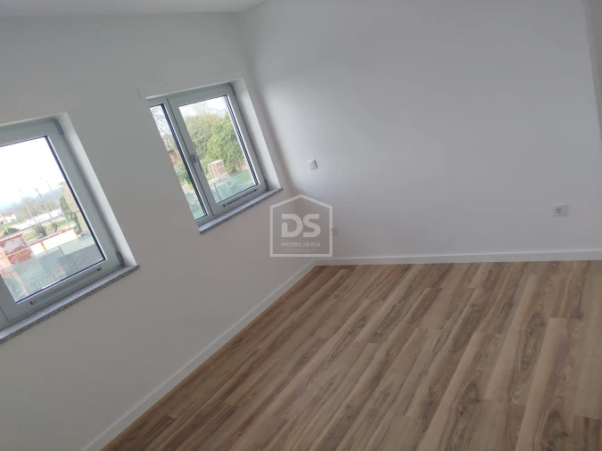 Apartamento T2 para Venda em Currelos, Papízios e Sobral Foto 45