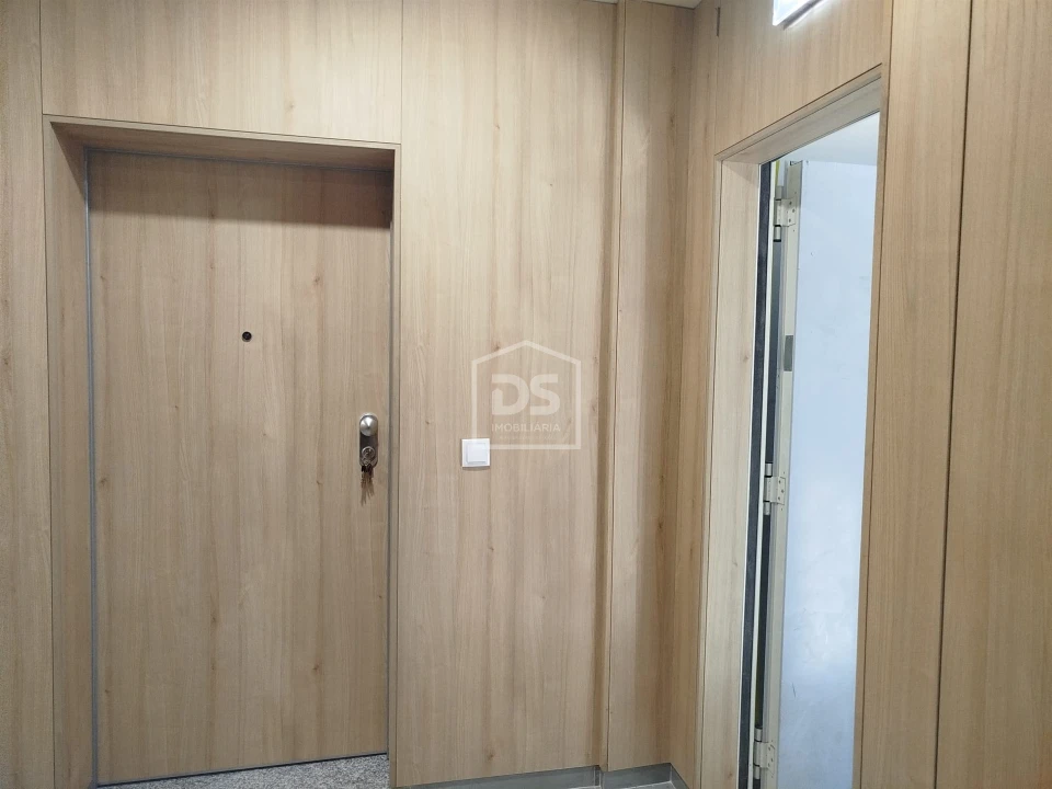 Apartamento T3 para Venda em Currelos, Papízios e Sobral Foto 42