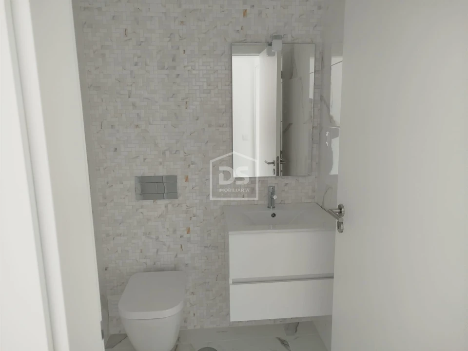 Apartamento T3 para Venda em Currelos, Papízios e Sobral Foto 61