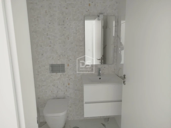 Apartamento T3 para Venda em Currelos, Papízios e Sobral Foto 61