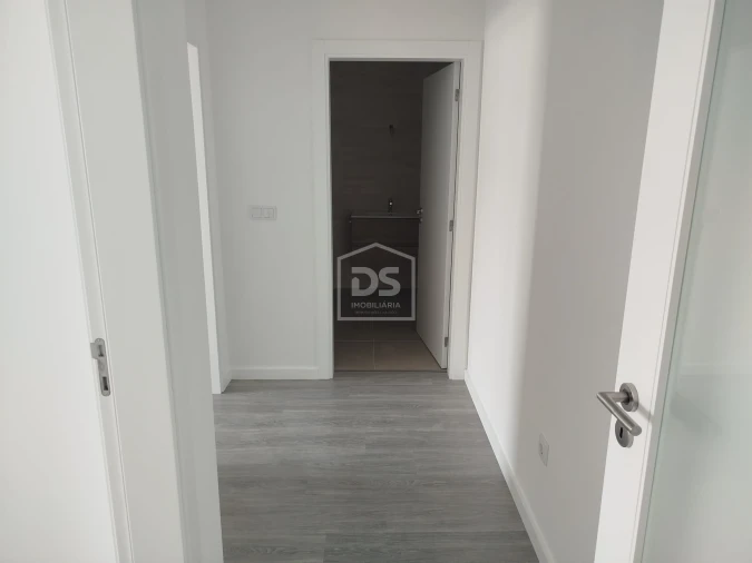 Apartamento T3 para Venda em Currelos, Papízios e Sobral Foto 57