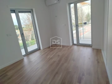 Apartamento T2 para Venda em Currelos, Papízios e Sobral