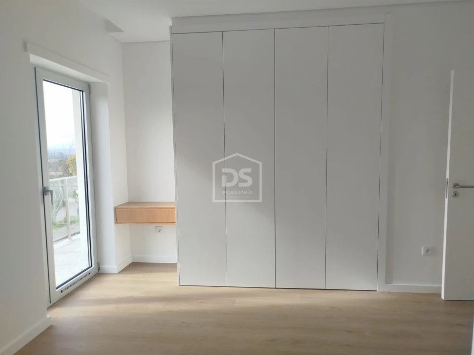 Apartamento T2 para Venda em Currelos, Papízios e Sobral Foto 38