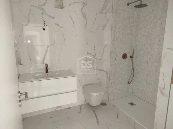 Apartamento T2 para Venda em Currelos, Papízios e Sobral Foto 33