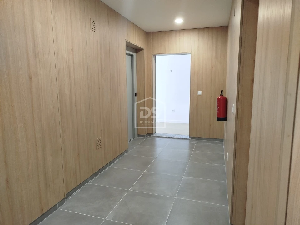 Apartamento T2 para Venda em Currelos, Papízios e Sobral Foto 9