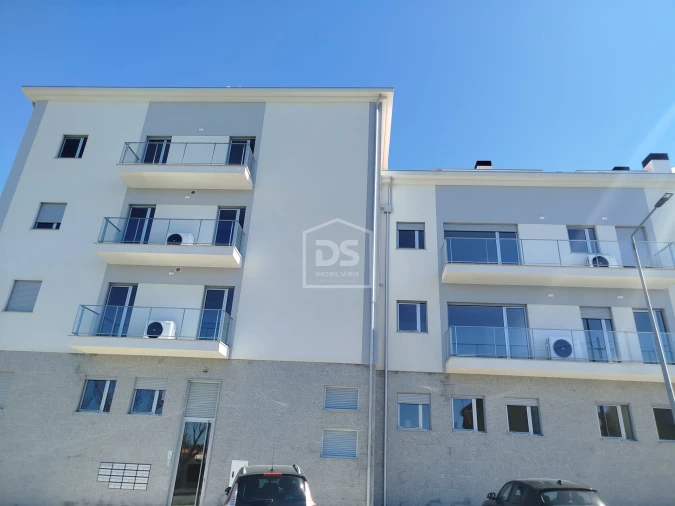 Apartamento T3 para Venda em Currelos, Papízios e Sobral Foto 3