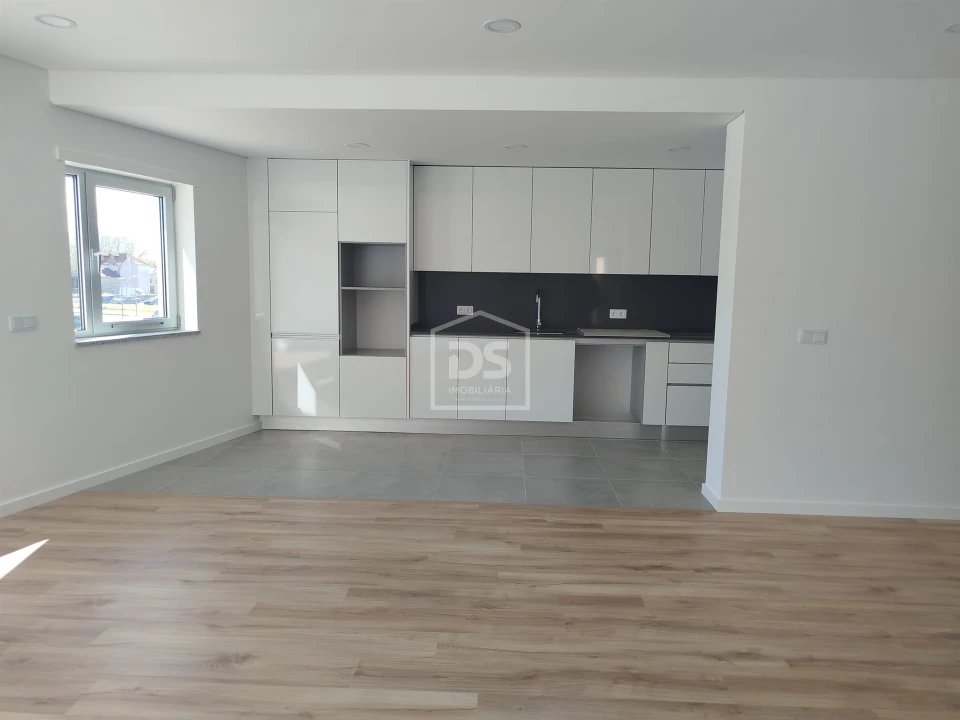 Apartamento T3 para Venda em Currelos, Papízios e Sobral Foto 22